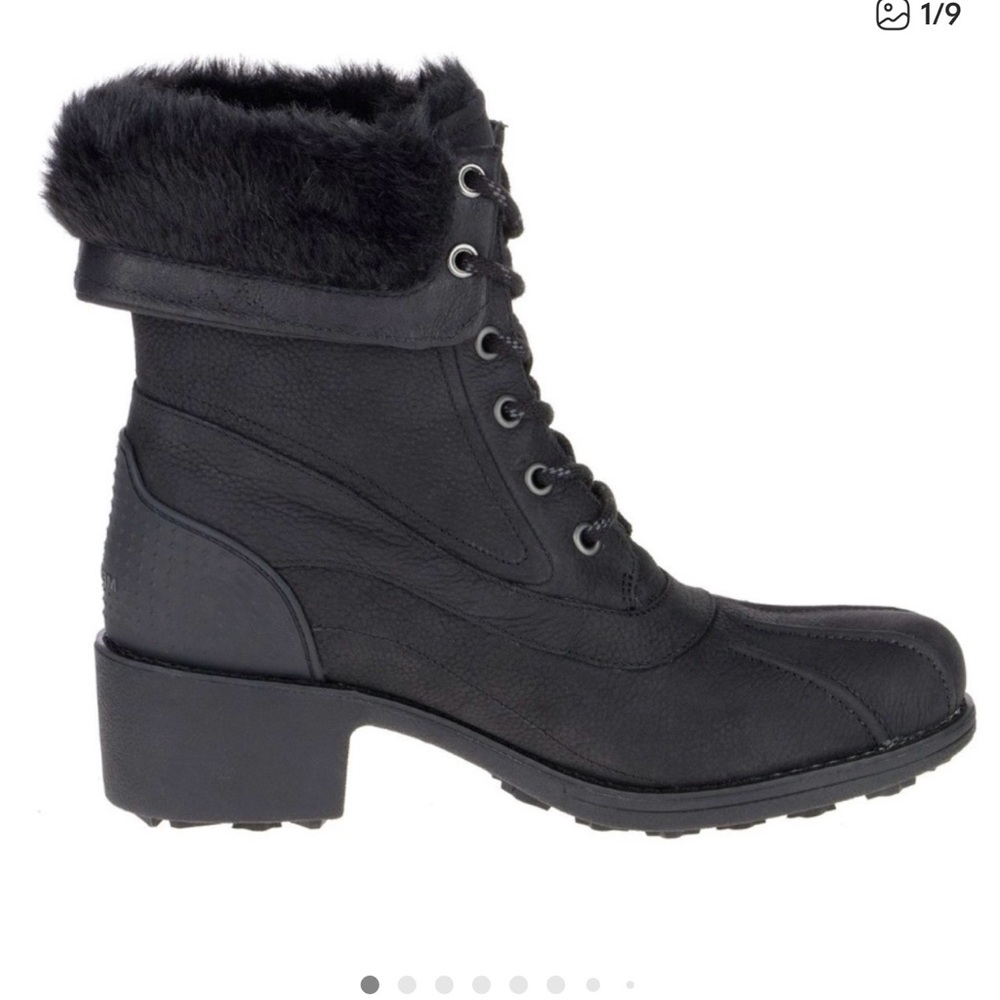 Merrell Black Fur-Trimmed Winter Boots